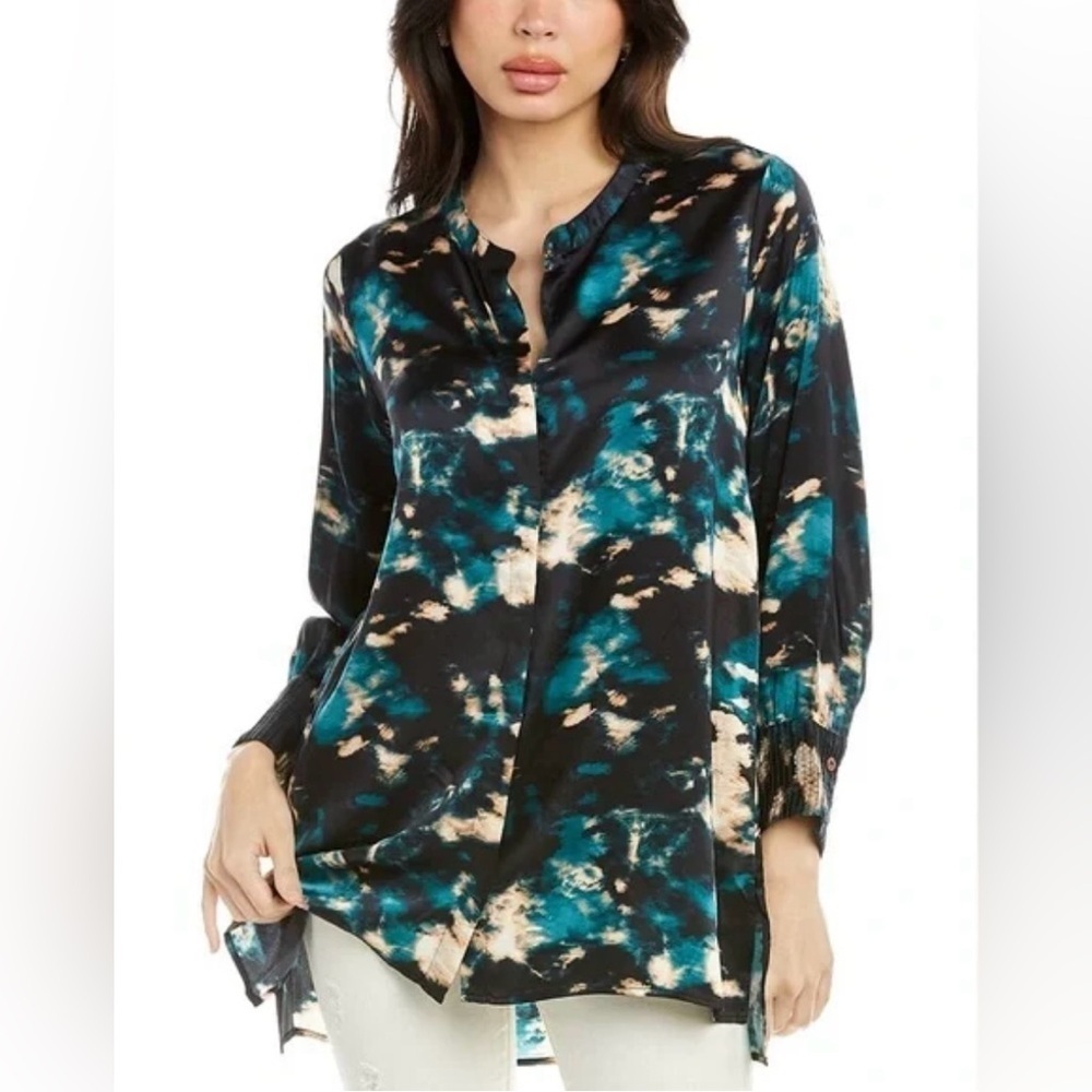 GUC Johnny Was- Shadow Voyager Silk Tunic. Size S